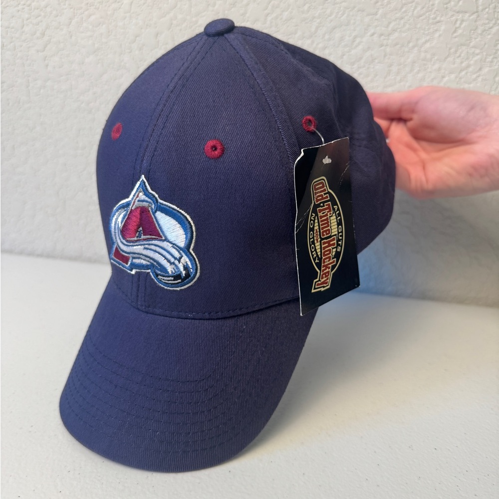NWT NHL Colorado Avalanche Old Time Hockey Hat
